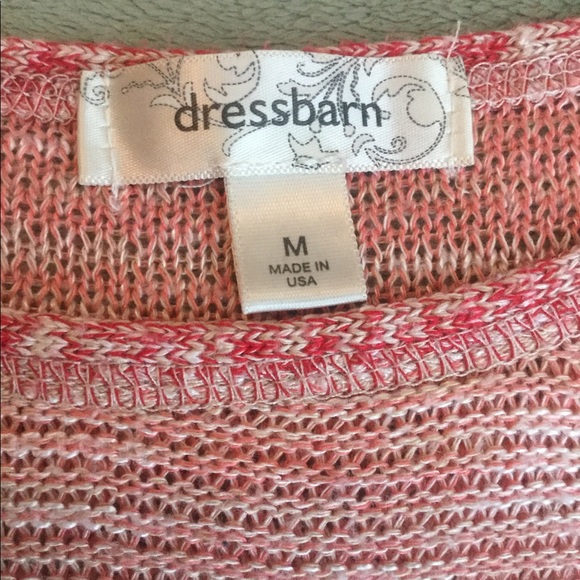 ✨ a cute top 💕✨ - Picture 2 of 3